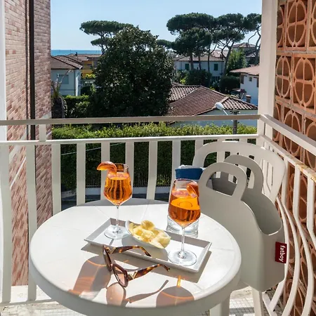 Amarina Hotel Marina di Pietrasanta Room photo