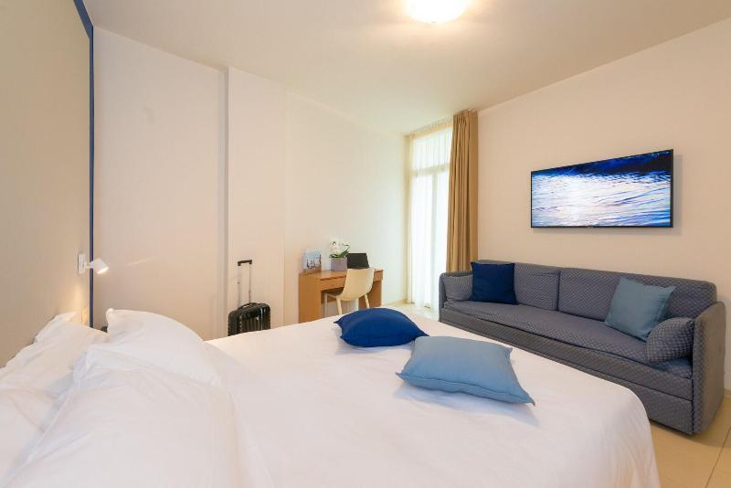 Amarina Hotel 3*