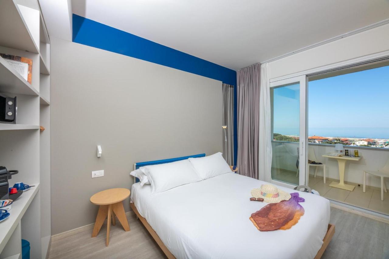 Hotel Amarina 3*